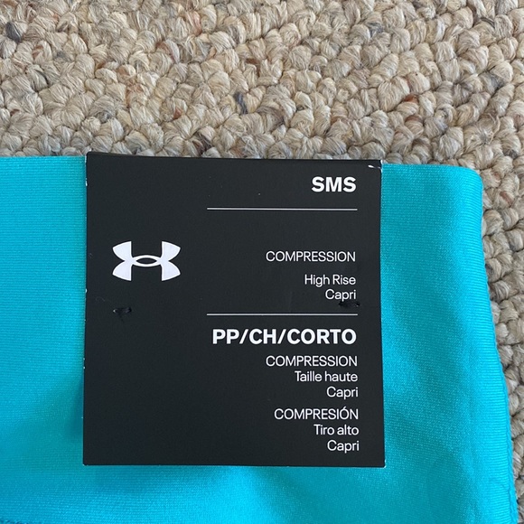NWT Under Armour capris - Picture 6 of 6